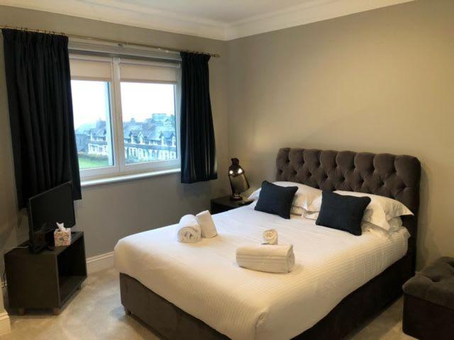 Brand New - Contemporary - 2 Bedroom - 2 Bathroom - Spacious Apartment - Lake Views Ambleside Esterno foto