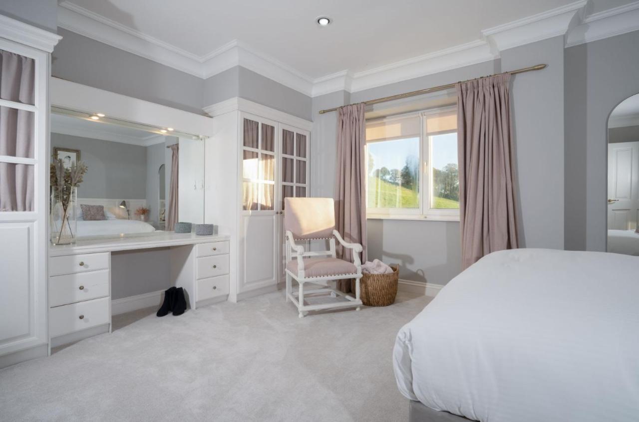 Brand New - Contemporary - 2 Bedroom - 2 Bathroom - Spacious Apartment - Lake Views Ambleside Esterno foto